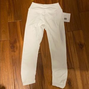 Beyond Yoga NEW cropped leggings